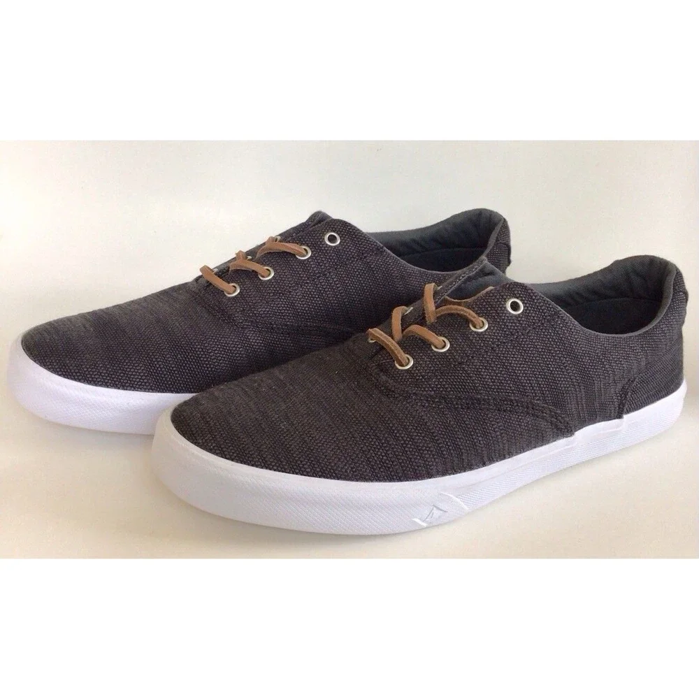 NEW SPERRY Striper II CVO Baja Boat Sneaker/Shoe Style STS1961 (Size 11 M)